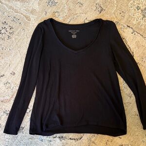 AEO Long Sleeve V-Neck Top